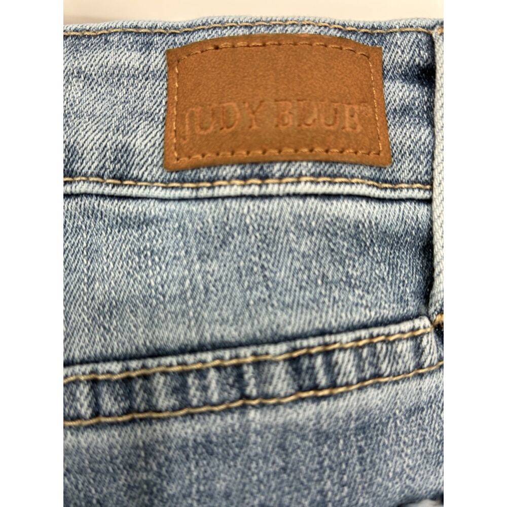 Judy Blue Distressed Skinny Jeans Women’s Size 13 (13/31) Mid-Rise Stretch Denim - Picture 6 of 8